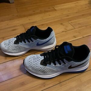 Nike zoom running shoes